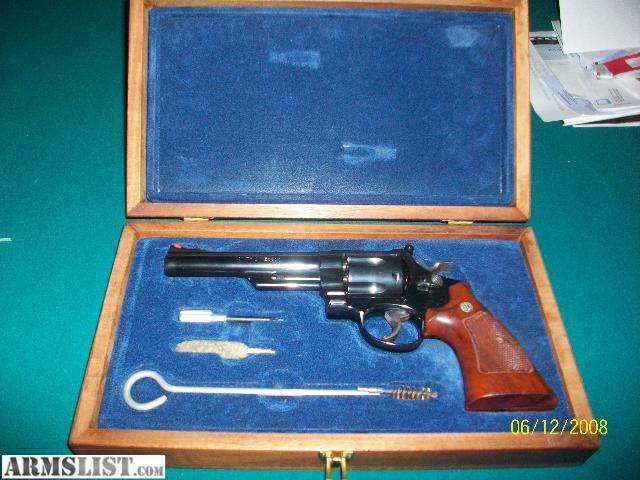 44 magnum revolver smith and wesson. Smith amp; Wesson Model 29-3 44